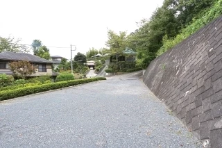 広い駐車場を完備