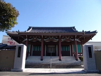 山門・本堂