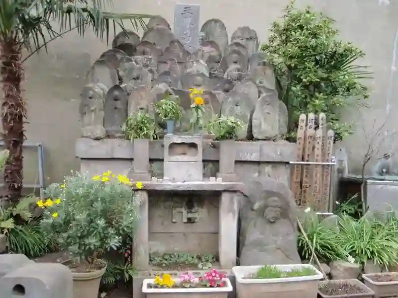 墓所内風景