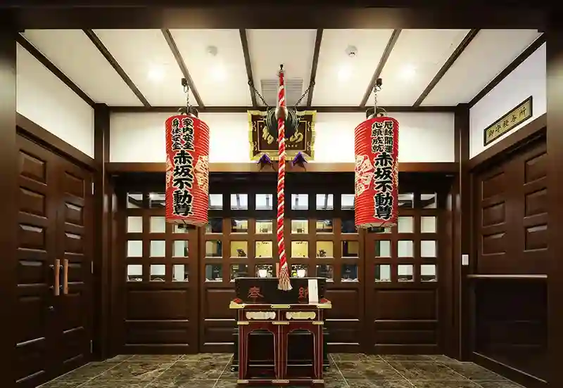 都内屈指の古刹・赤坂不動尊威徳寺
