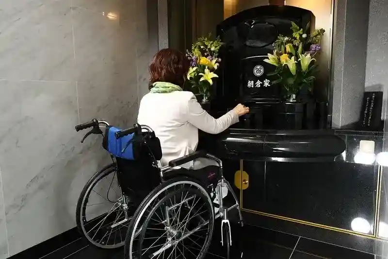 車椅子でもお参り可能