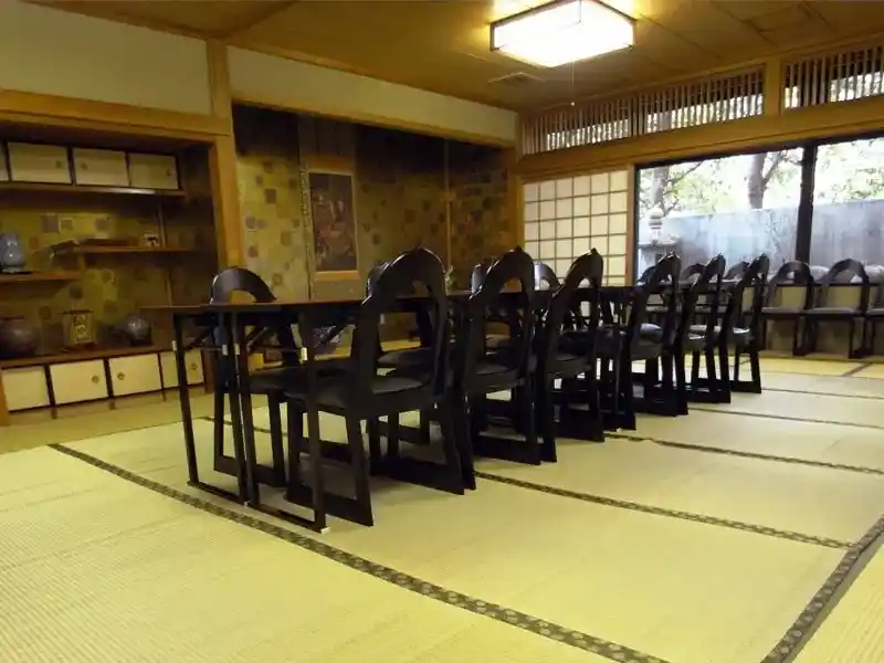 会食施設
