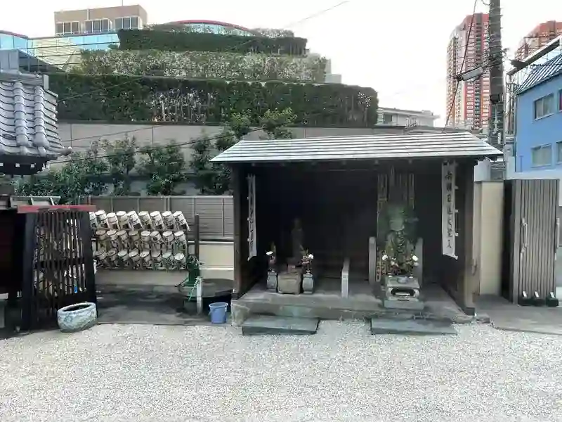 寺院内風景
