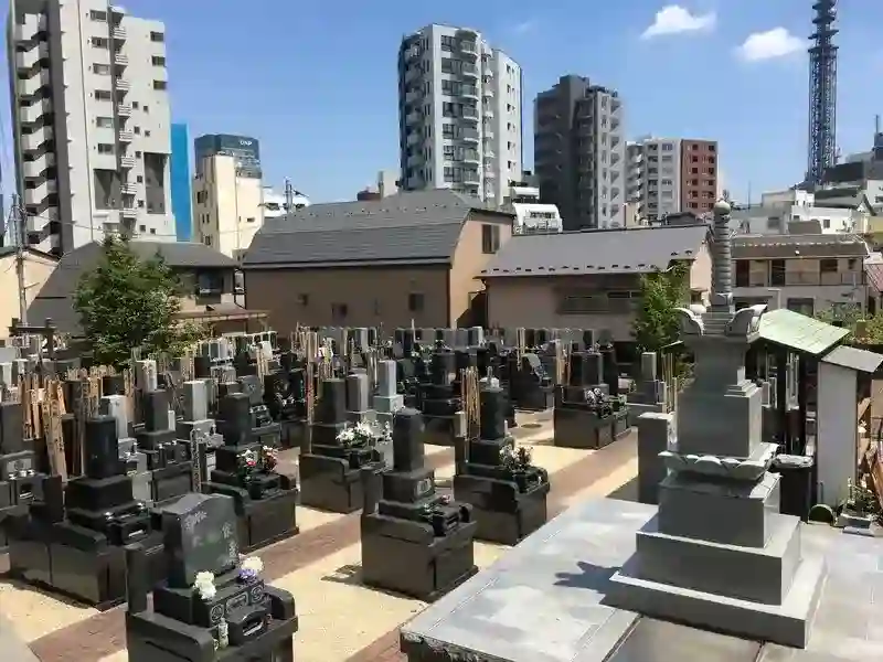 一般墓園内
