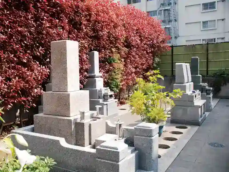 長嚴寺墓苑