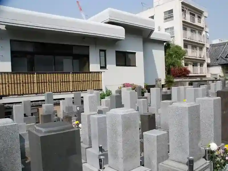 長嚴寺墓苑