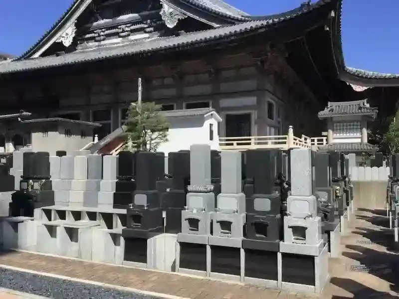 墓地の様子