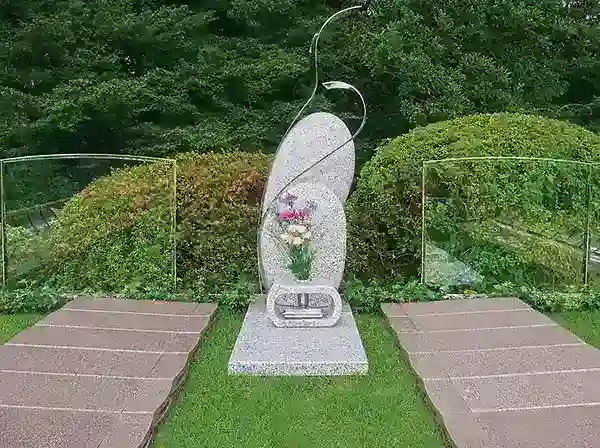 永代供養墓「和（やわらぎ）」