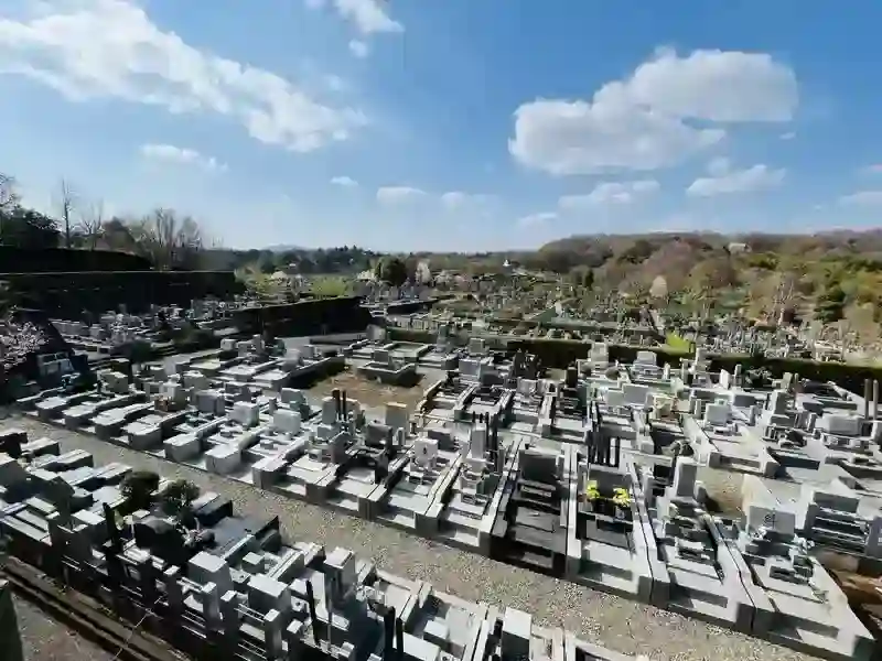 霊園全景②