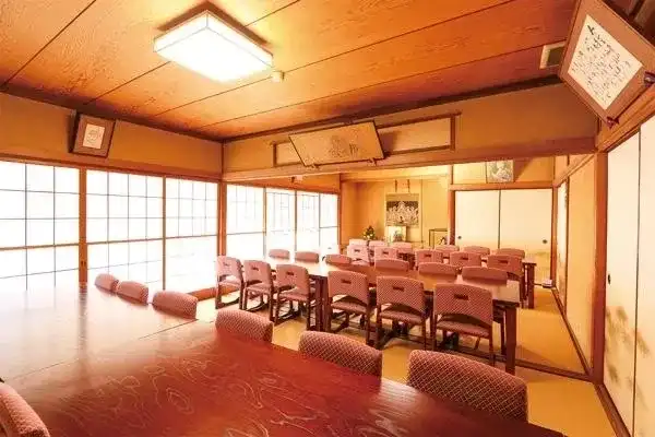 会食施設