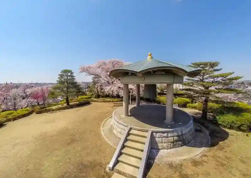 高台にある展望台
