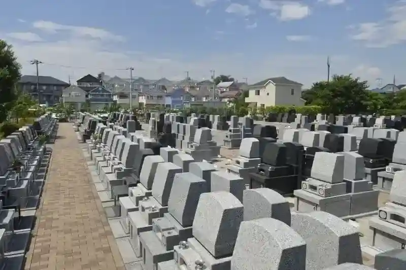 周囲は閑静な住宅街