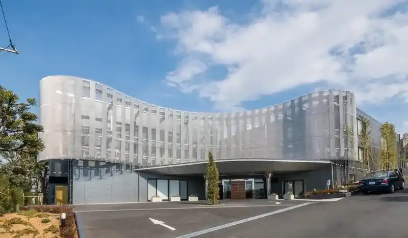青蓮堂　屋内御廟（外観）