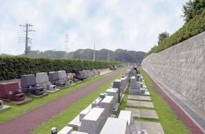 平坦な園内