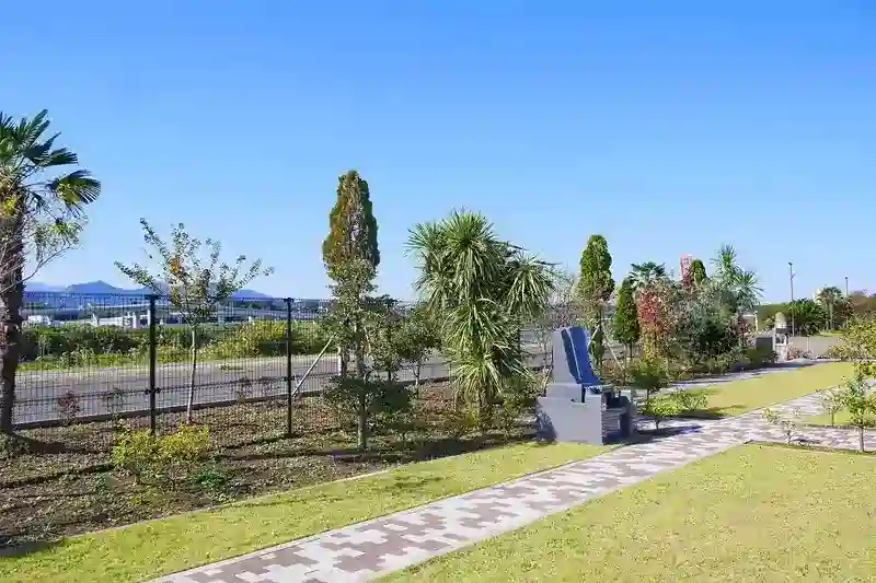 日当たりと風通しが良い園内