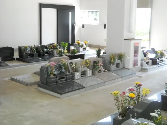 本蓼川墓園　普通納骨壇