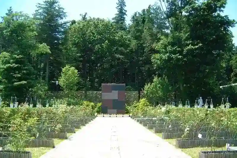 モニュメント