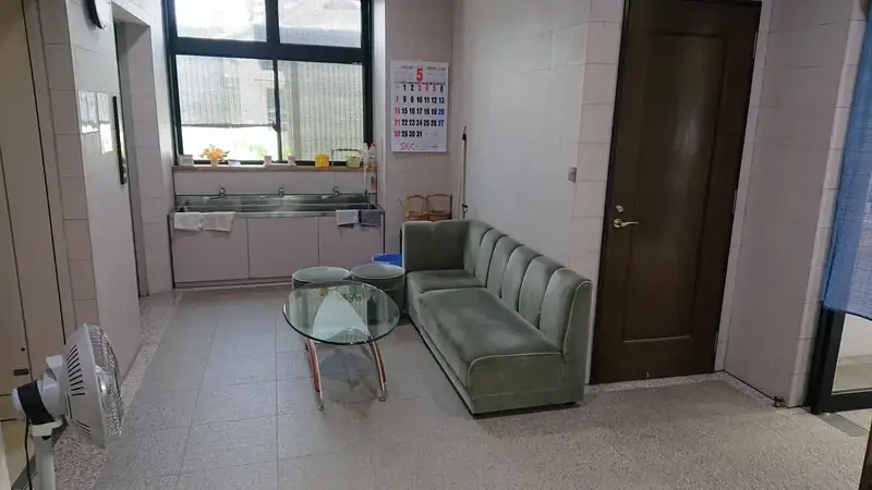 南の丘霊堂ロビー