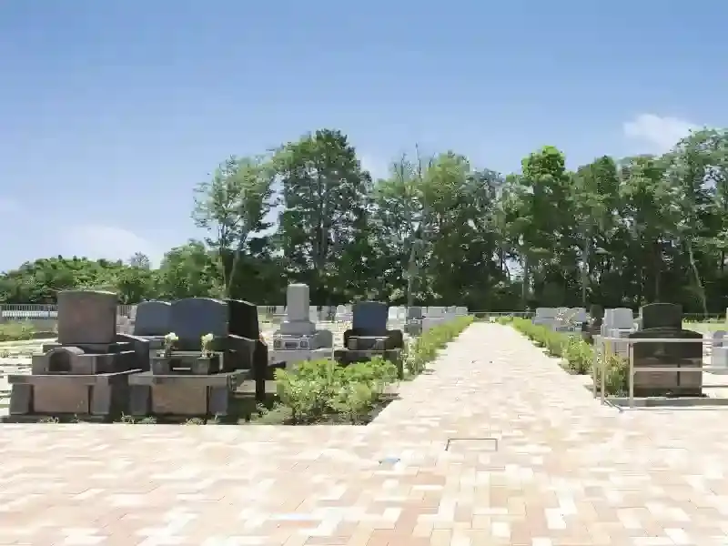 広くて歩きやすい通路