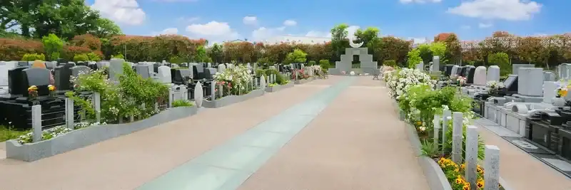広くて歩きやすい通路