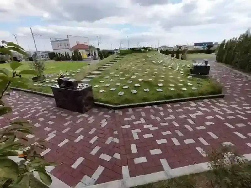 吉川霊園　樹木葬　オリーブの丘