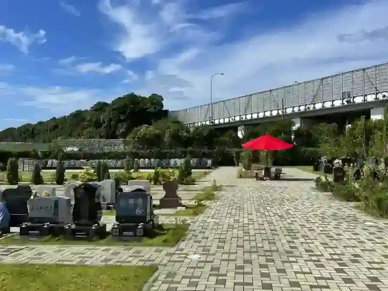 吉川霊園　園内風景