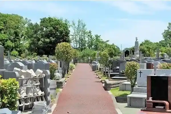 綺麗に舗装された道