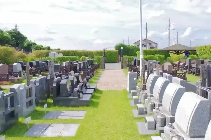 芝生墓地エリア
