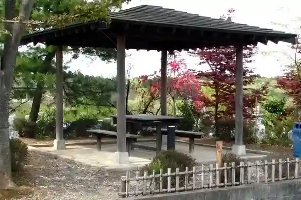 緑豊かな休憩所