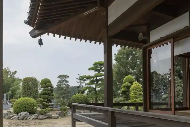 本堂風景