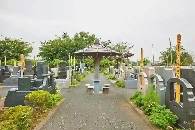 ベンチで一休み