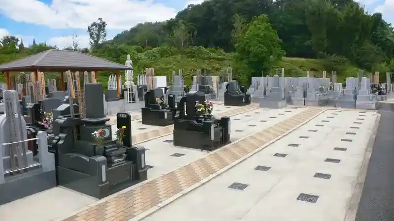 墓地③