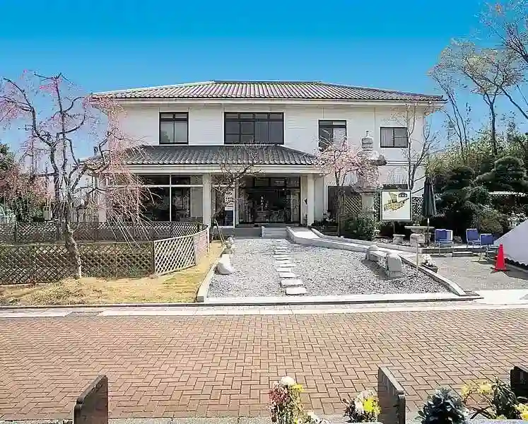 管理棟