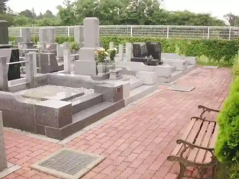 清掃が行き届いている墓地