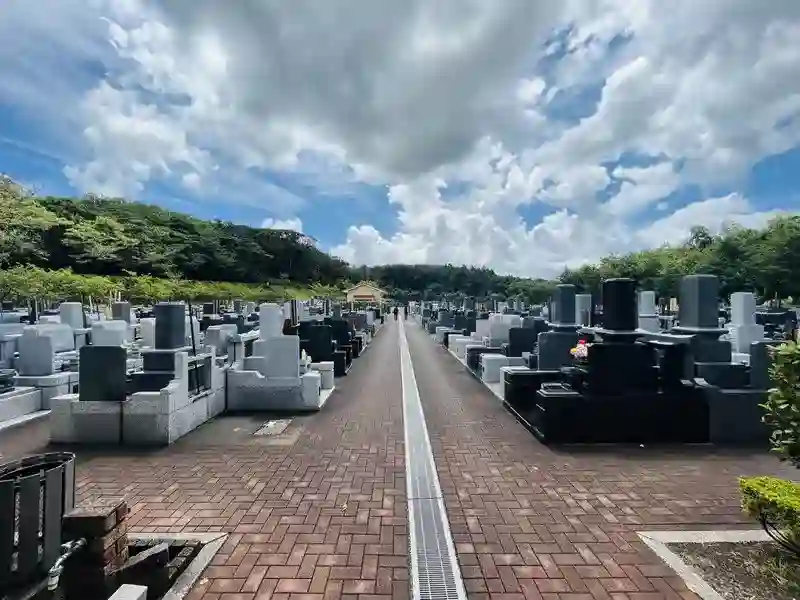 霊園全景②