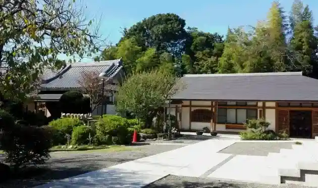 境内の雰囲気