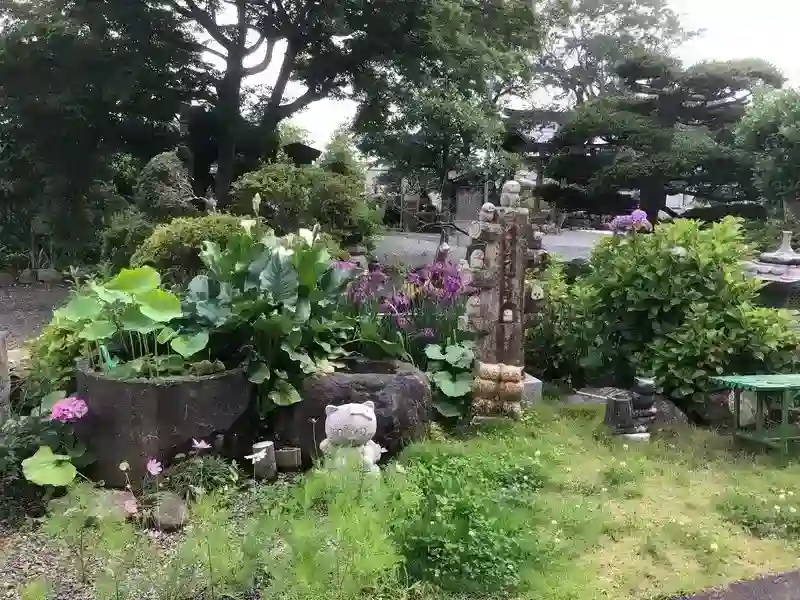 境内