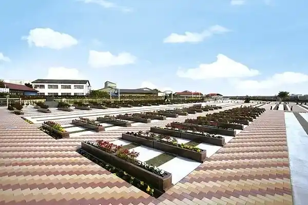 お墓建てる前の様子