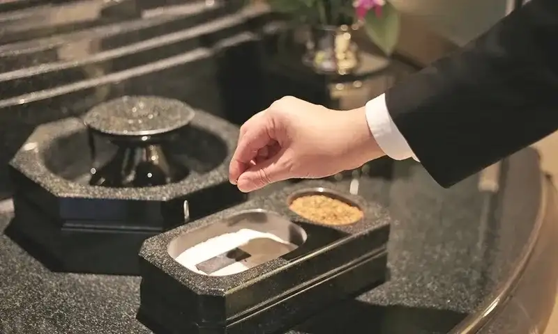 供花、お香なども完備してあるので手ぶらでお参り可能