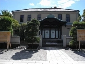 講堂