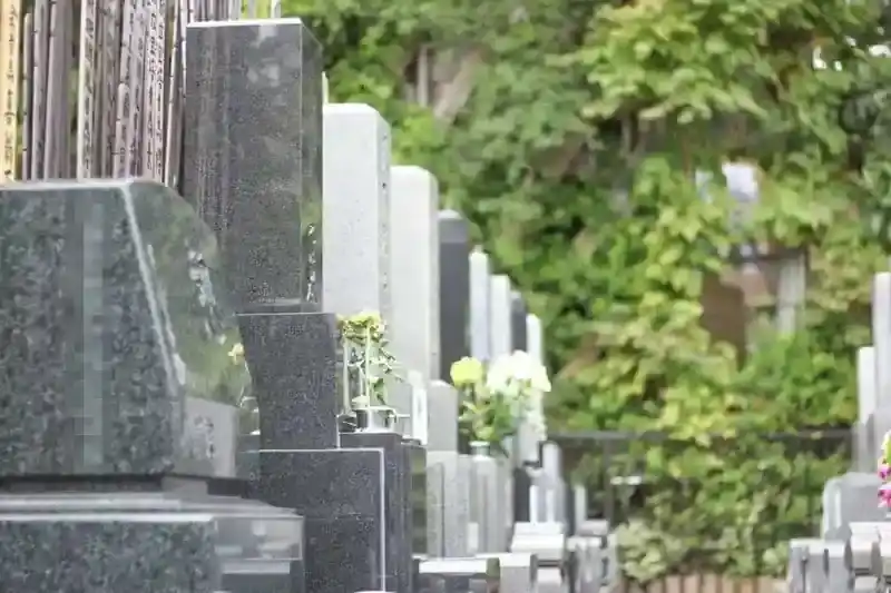 お墓