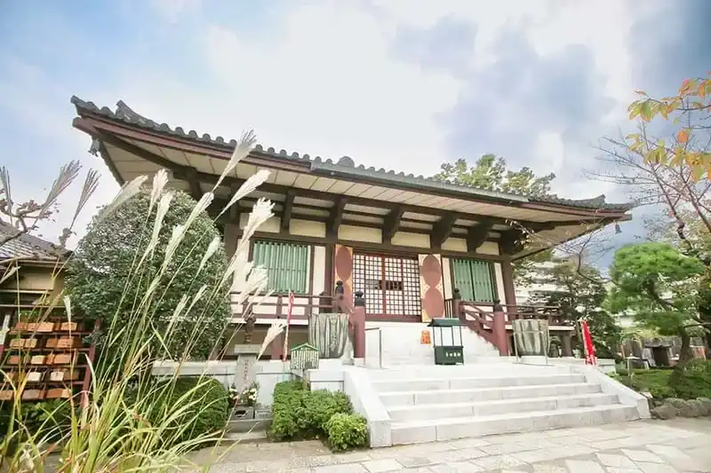 東江寺 多田薬師 本堂