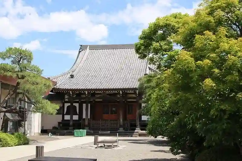 700年の歴史ある寺院