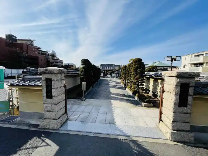 最寄駅徒歩圏内の好立地