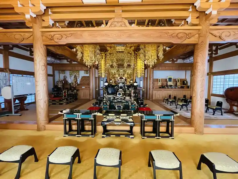 感應寺 法要施設の写真