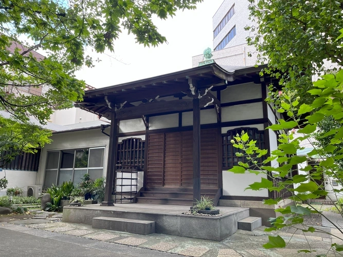 成覚寺 本堂2