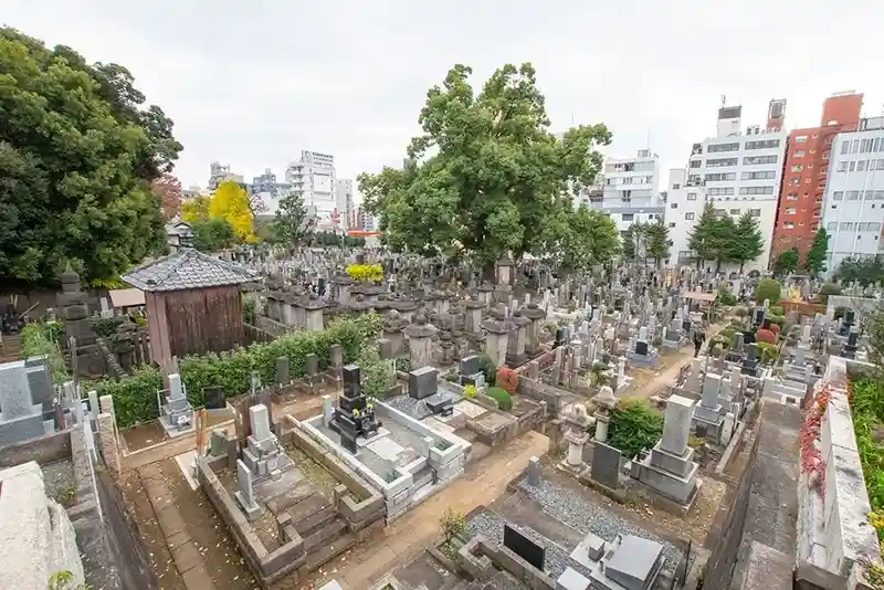 広尾 祥雲寺墓苑 墓域①