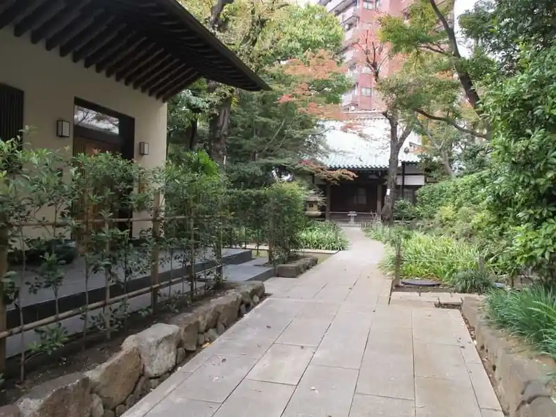 渋谷山 東福寺 お寺へ続く道