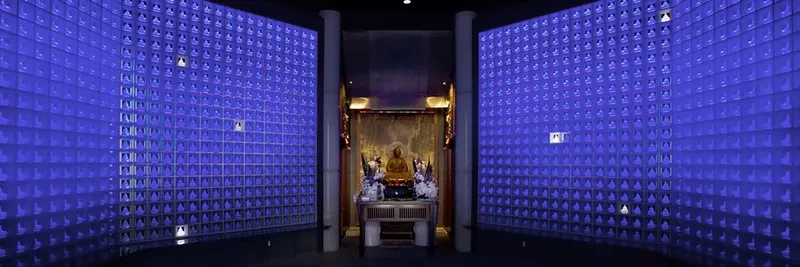 新宿琉璃殿（東京牛込琉璃殿） 琉璃基外壁（青色）