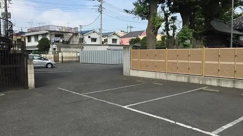 善應寺まほろばの庵 永代供養墓「足立祖房」 駐車場の写真